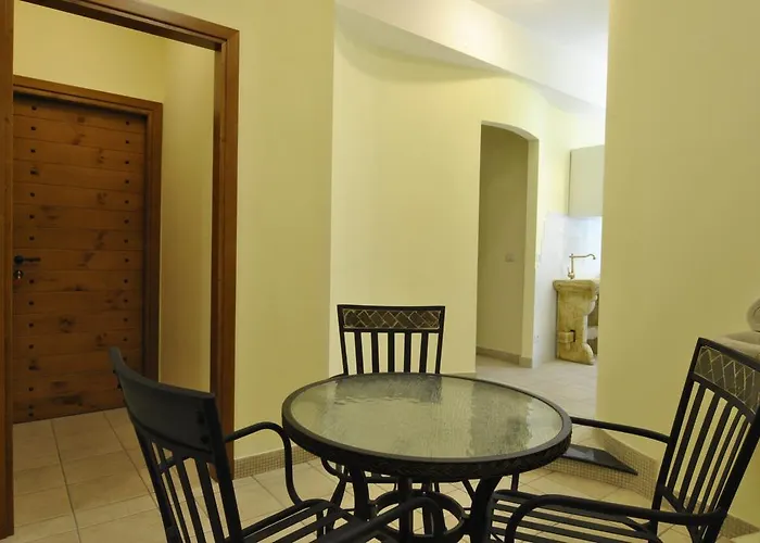 招待所 罗马旅游之家旅馆 4*